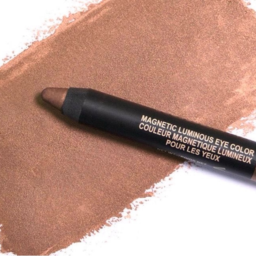 5/$25❣️NUDESTIX Magnetic Luminous Eye Color Brunish SAMPLE
